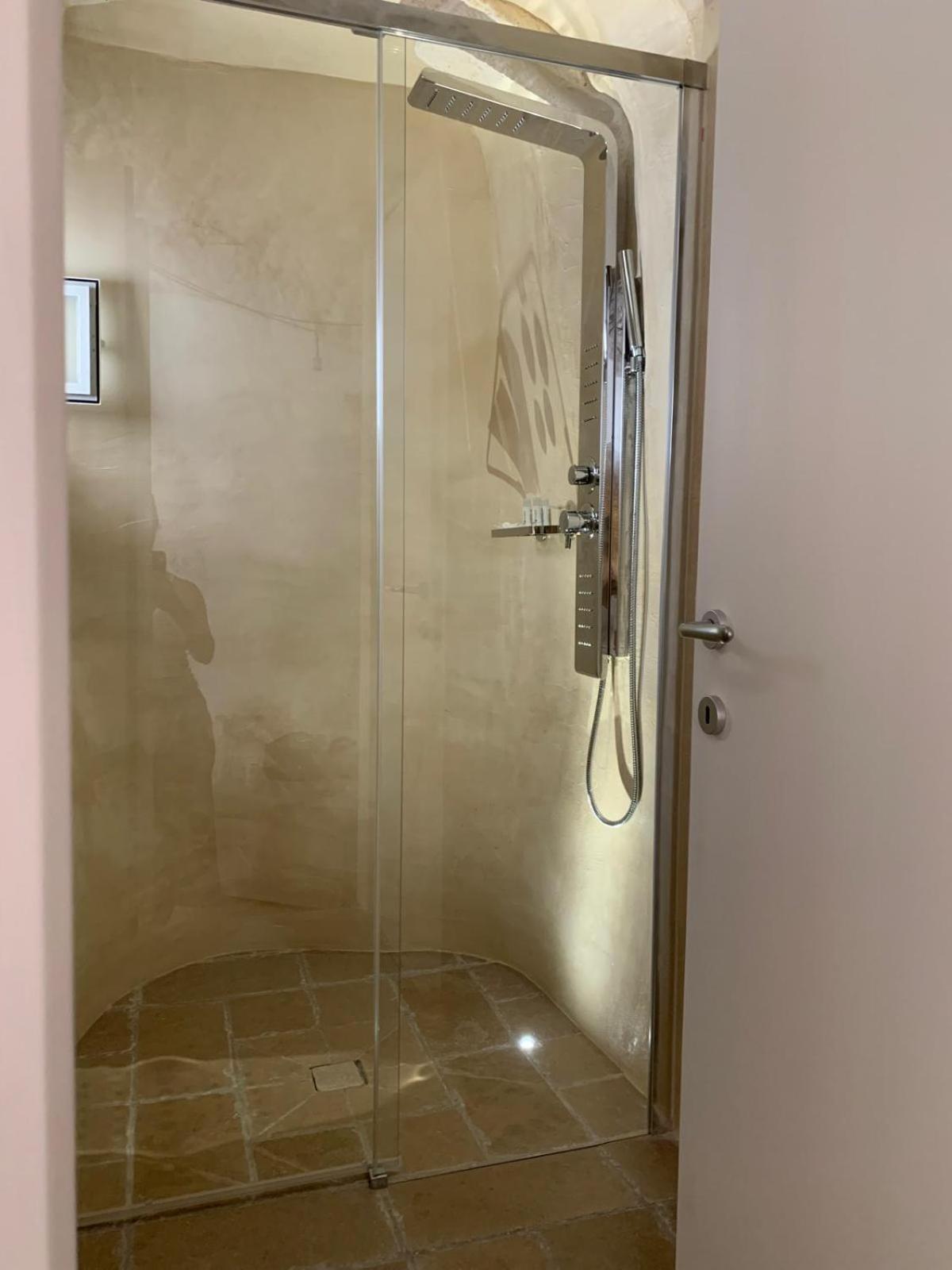 Atagio Luxury Room オストゥーニ エクステリア 写真