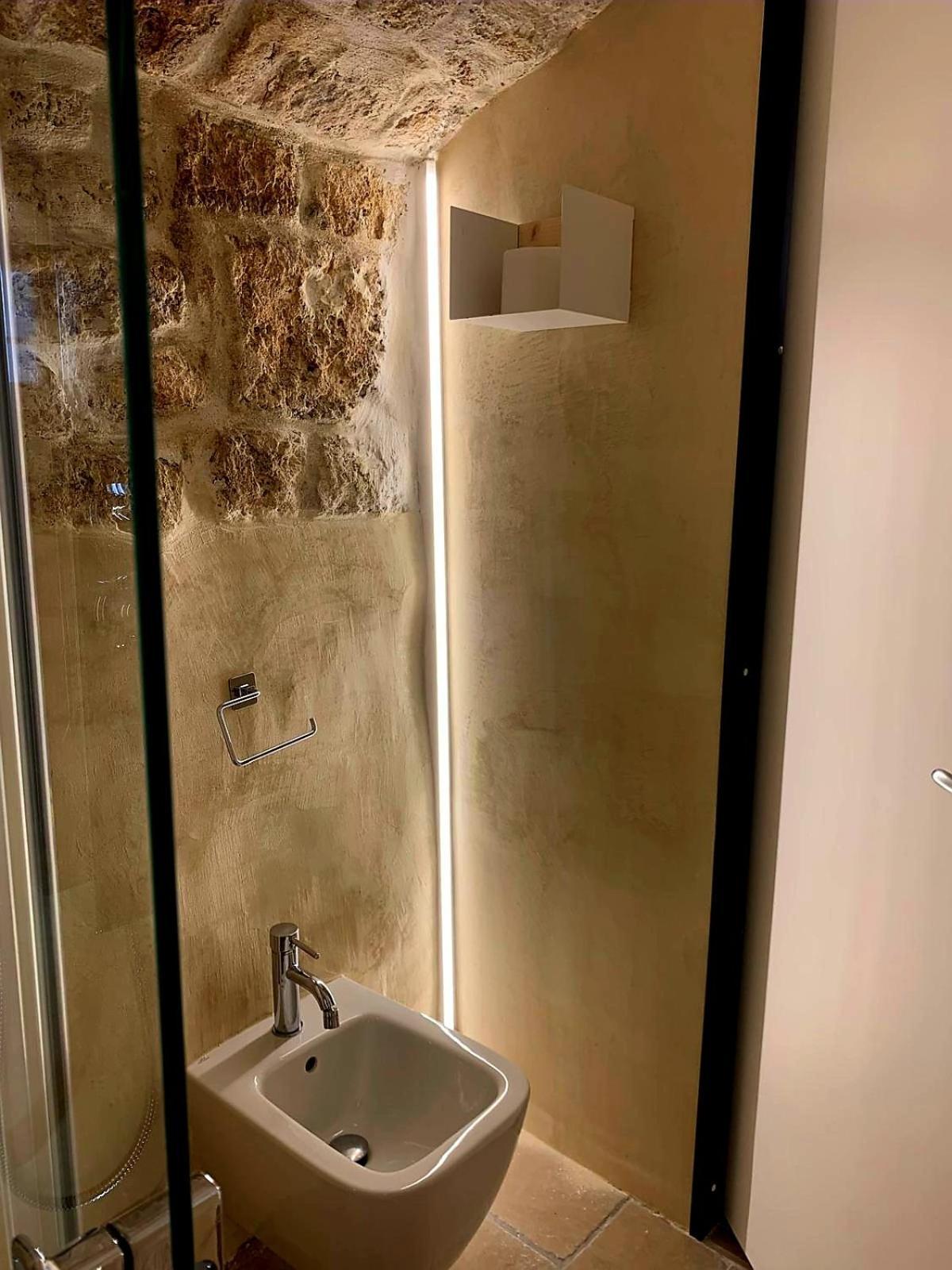 Atagio Luxury Room オストゥーニ エクステリア 写真
