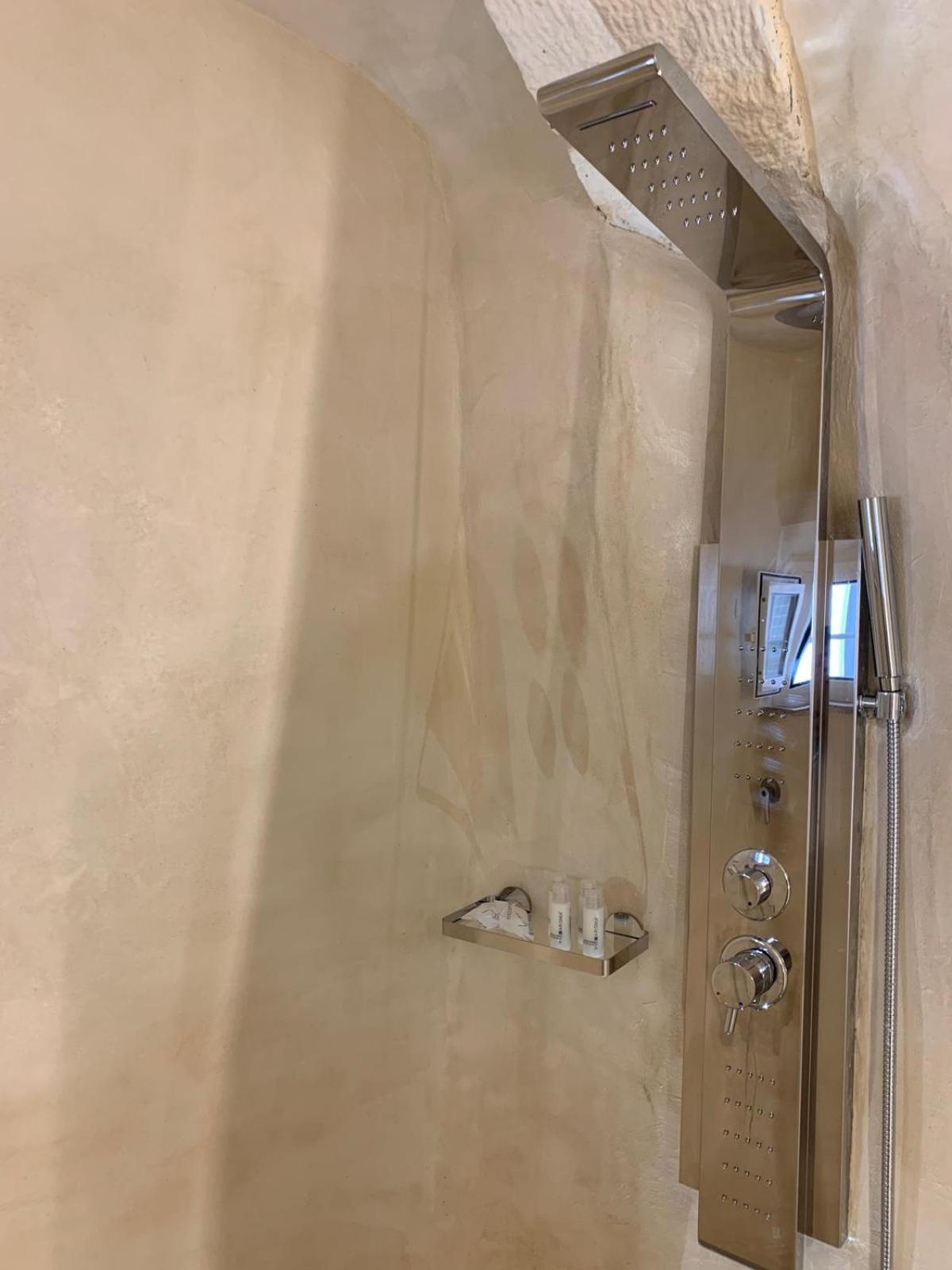 Atagio Luxury Room オストゥーニ エクステリア 写真